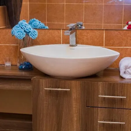 Jaaja'S - The Residence, Garden And Suites Near Ciala Resort Hotel Kisumu Extérieur photo